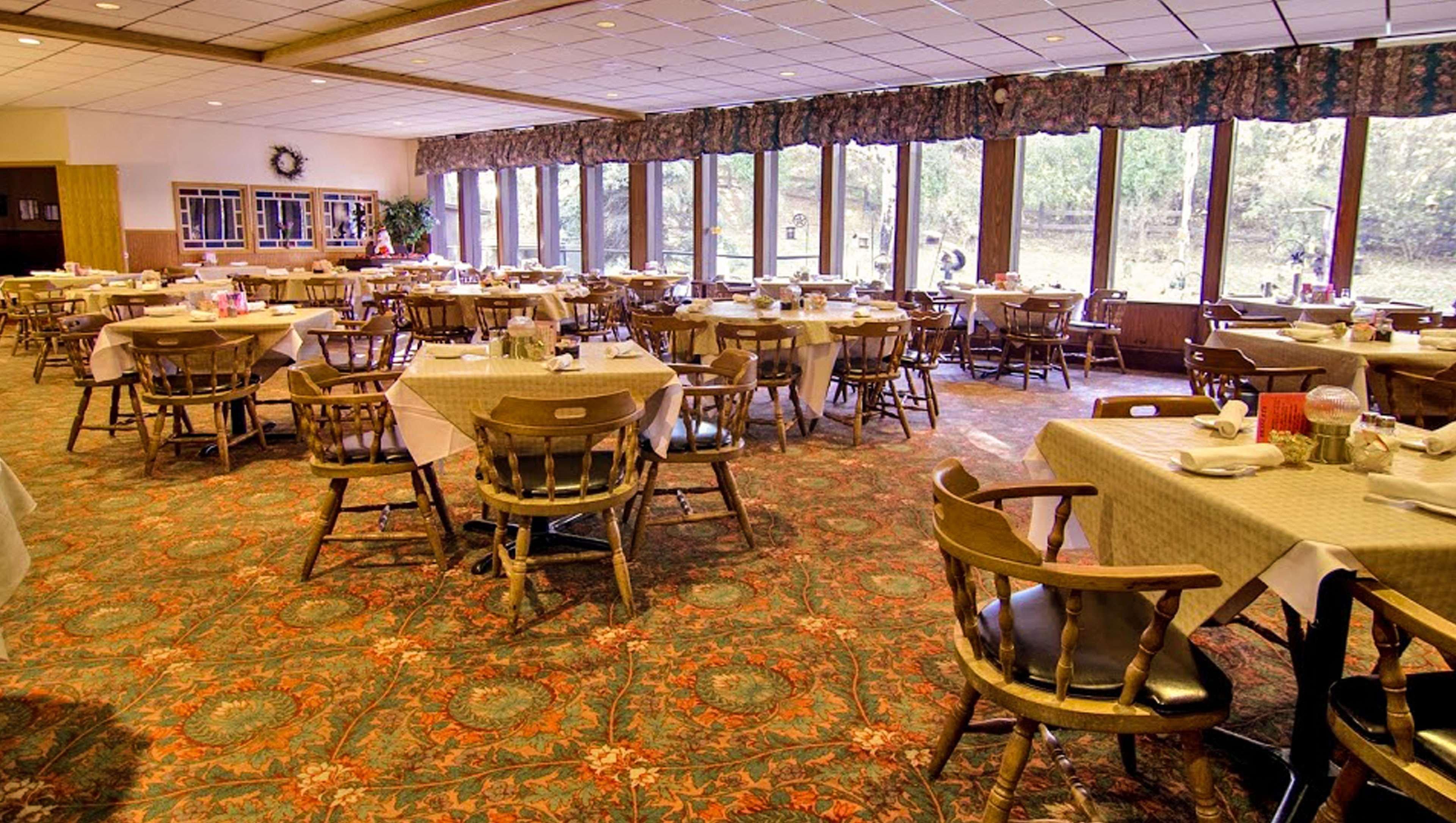 Voyageur Inn&Conference Center Reedsburg Exterior foto