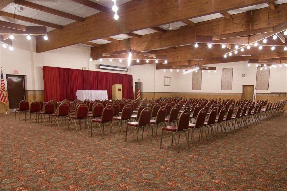 Voyageur Inn&Conference Center Reedsburg Einrichtungen foto